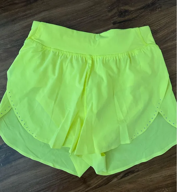 Lululemon Fast Free Shorts 3" - Image 2