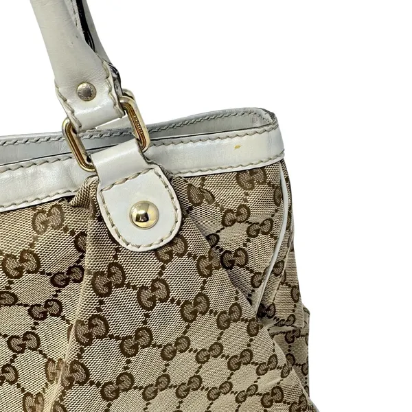 Gucci Sukey Medium Tote Monogram Canvas White Trim Pleated Handbag Charm - Image 4