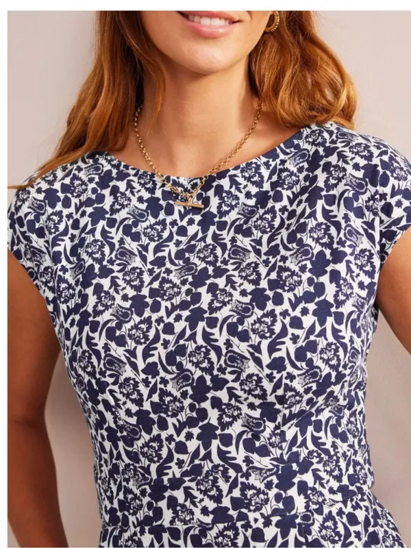 Boden Florrie Floral Jersey Dress In French Navy Tulip Size 6P - Image 3