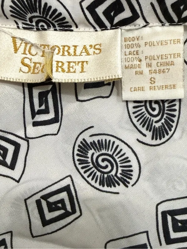 Victoria’s Secret gold label vintage cami top black white print size small - Image 4