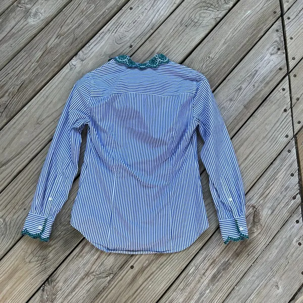 J.Crew Women's Blue & White Striped Embroidered Collar Shirt Size 00 - Image 2