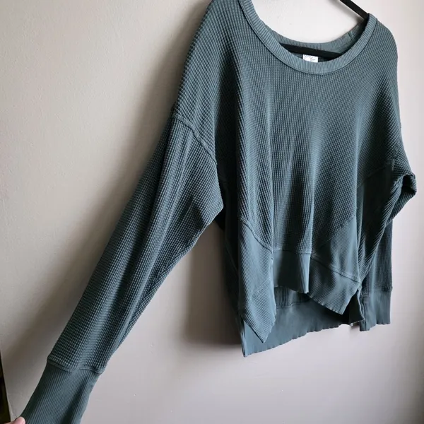 OFFLINE By Aerie Wow! Waffle Knit Oversized Long Sleeve Size S Tshirt Dark Green - Image 7