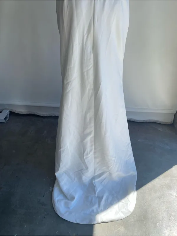 White floor length gown black beaded applique formal prom wedding Halloween - Image 9