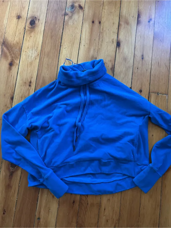 Sweaty Betty Escape Luxe Fleece Hoodie size XS in color lightening blue - Image 2