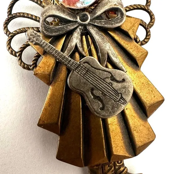 Vintage handmade angel with guitar and cowboy boots pin - Image 4