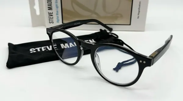 Steve Madden Black Frame Digital Blue Light Glasses Brand New - Image 2