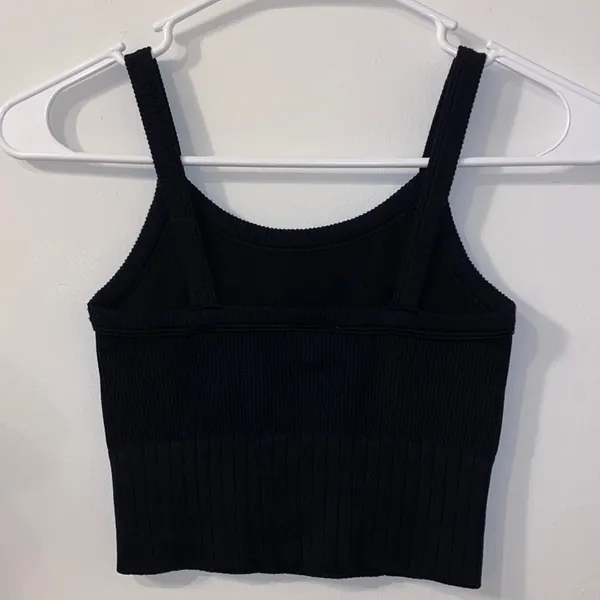 NWOT!! Ron Jon Surf Shop Black & Gray Badge Ribbed Crop Top Size Small - Image 4
