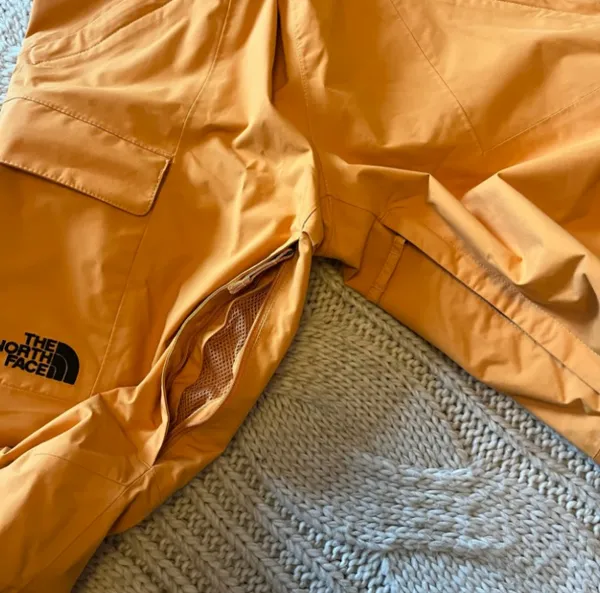 Northface ‘Freedom’ Snow Bib Pants - Image 7