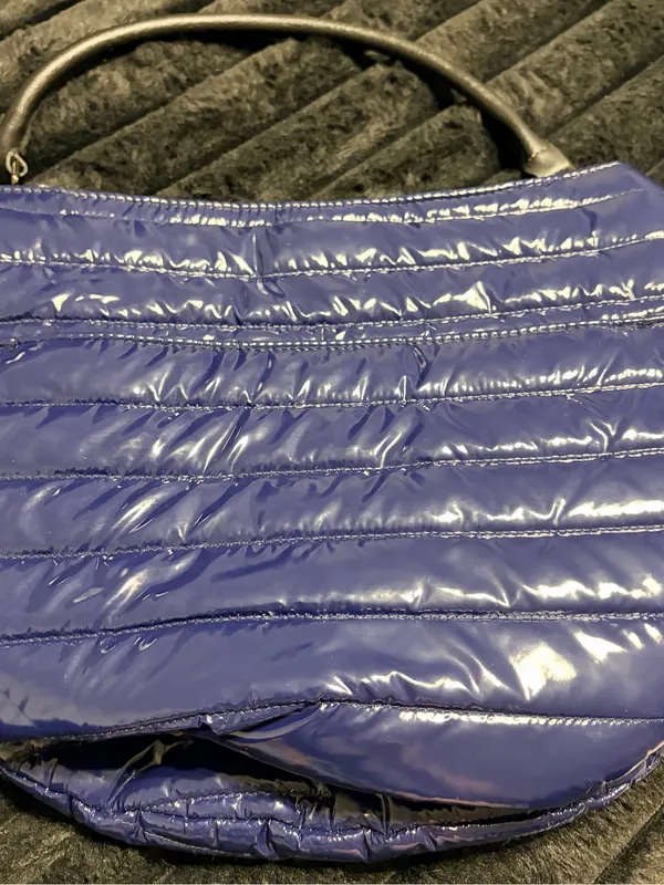 THINK ROYLN Quilted Puffer Shoulder Bag in Blue with Black Handles - Image 4