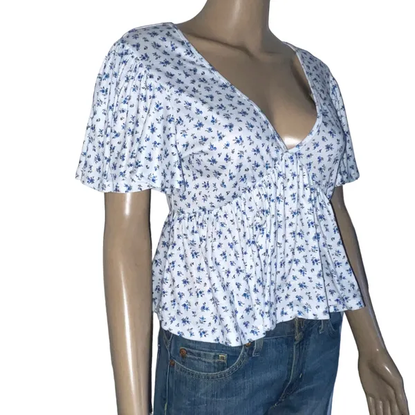 SheIn Ditsy Floral Peplum Top - Image 6