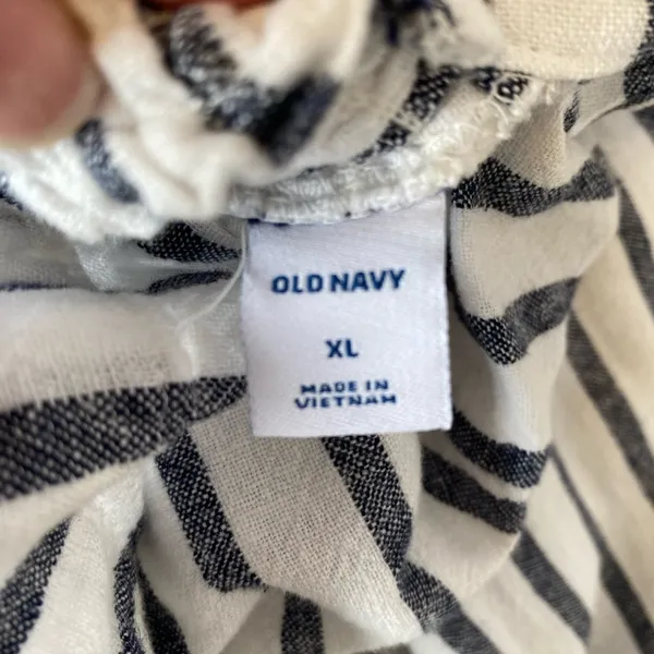 Old Navy Gray & White Romper - Image 3