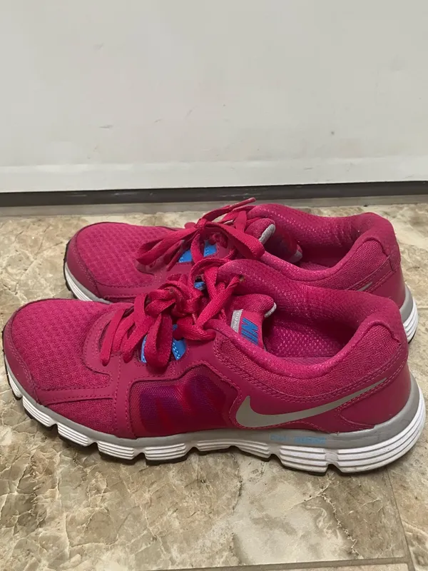 Nike Dual Fusion ST2 Women Size 8 pink Running Mesh 45240 - Image 3