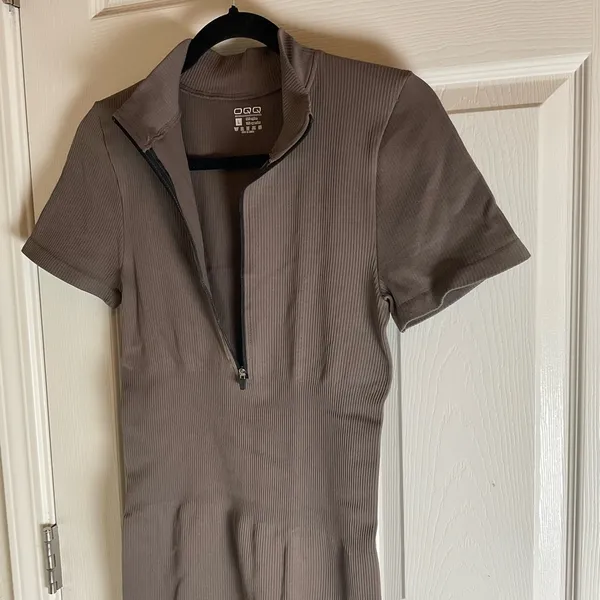 OQQ Seamless Ribbed Quarter-Zip Bodycon Mini Dress - Coffee Brown - Size L - Image 5