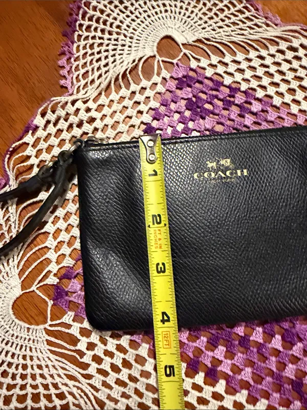 Coach Black Pebbled Leather Wristlet with Gold Logo - Image 8