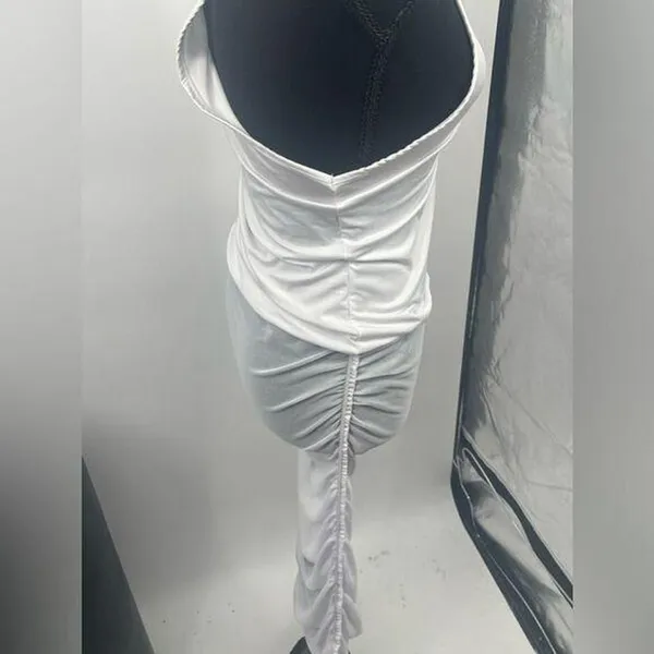 White coverup dress mesh size small‎ light stain on the shoulder - Image 5