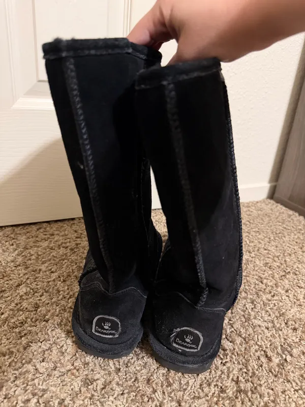 BEARPAW Boots - Image 2