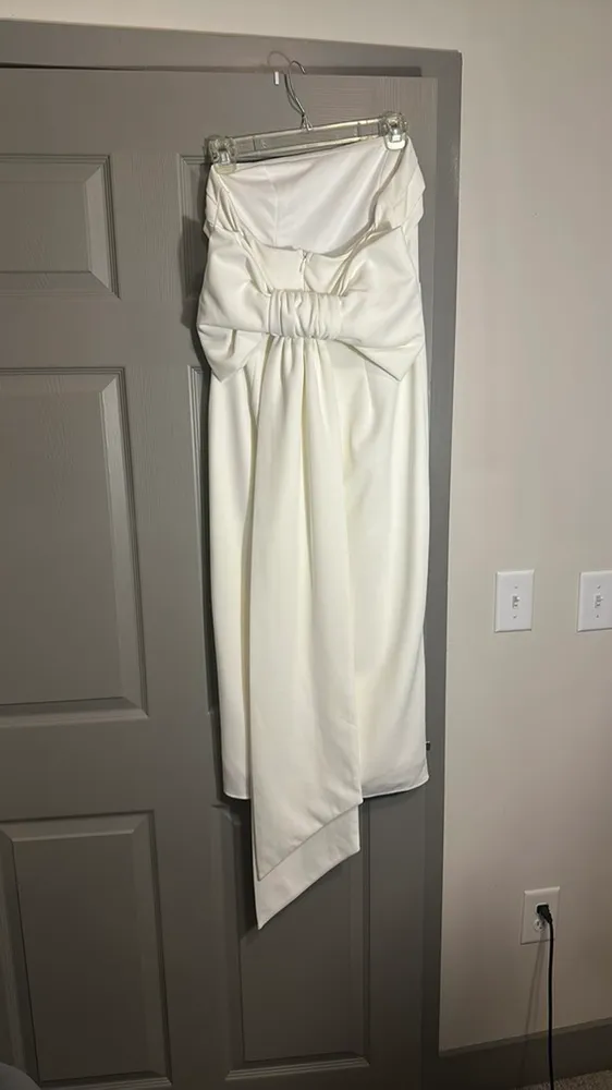 Lulus Strapless White Dress w/ Bow Medium - Image 5