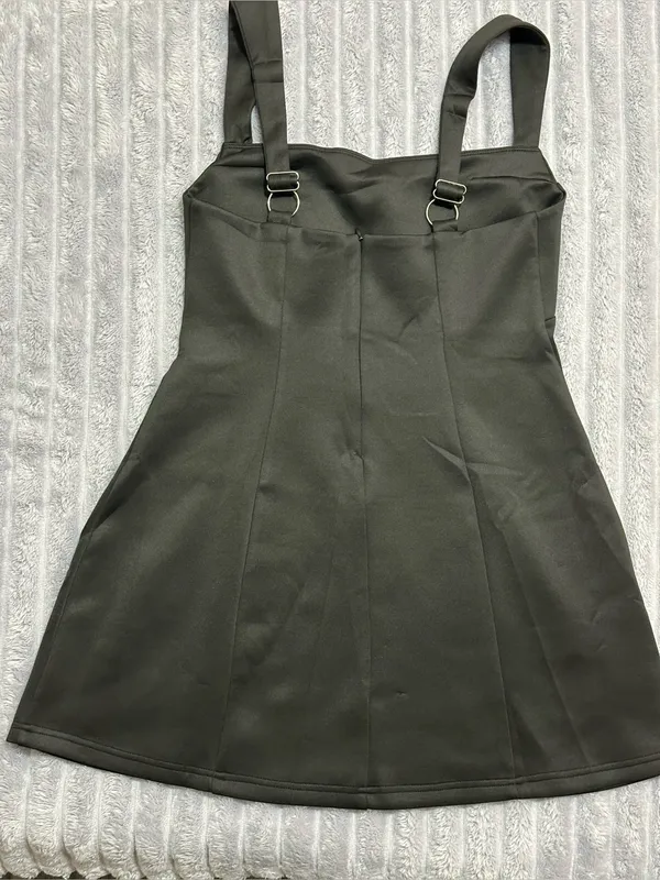 Black Pinafore Overall Dress — Size M — Preppy / Dark Academia Style - Image 2