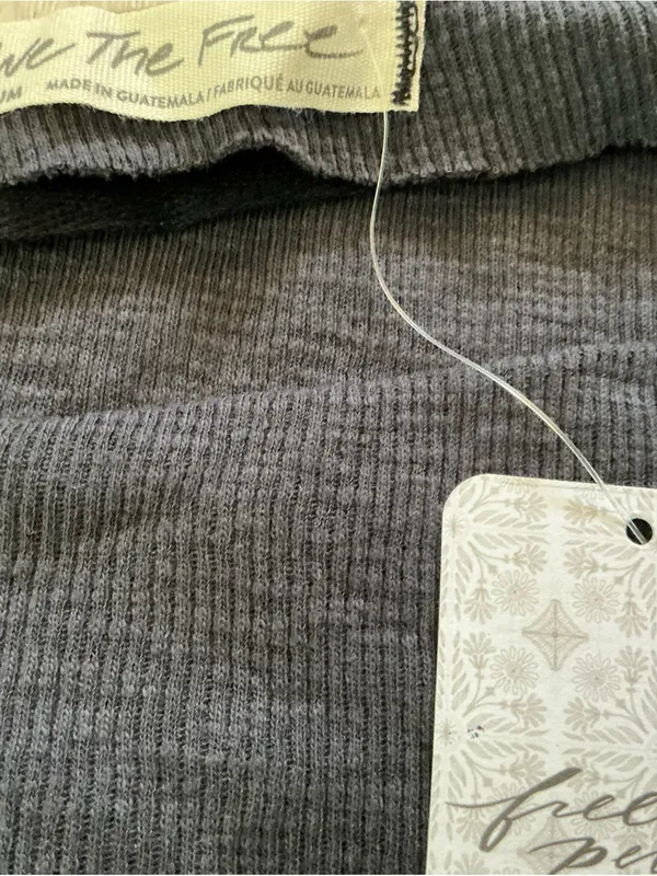 Free People Charcoal Ribbed Knit Top oversized size medium - Image 4