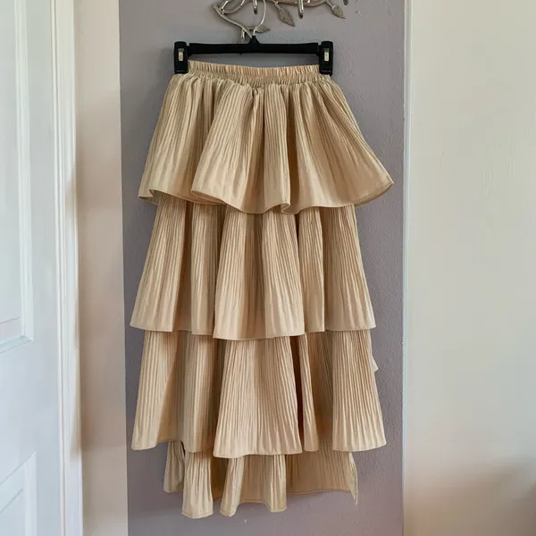 Pleated High - Image 6
