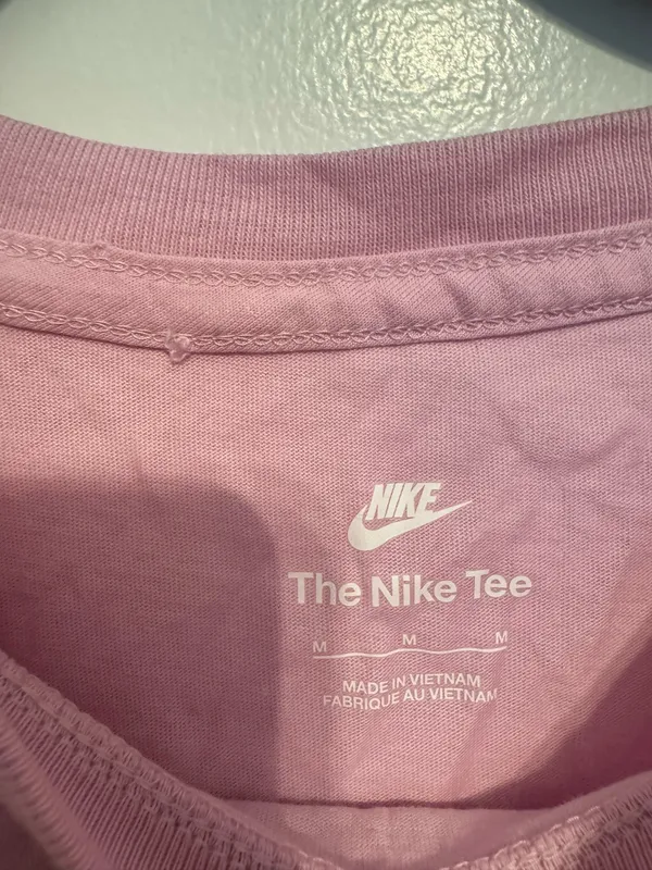 Nike Women's NSW Icon Clash Pkt Top in a pink Size M - Image 5