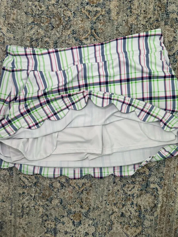 Lillie Green Scalloped Hem Plaid Skort Size S - Image 4