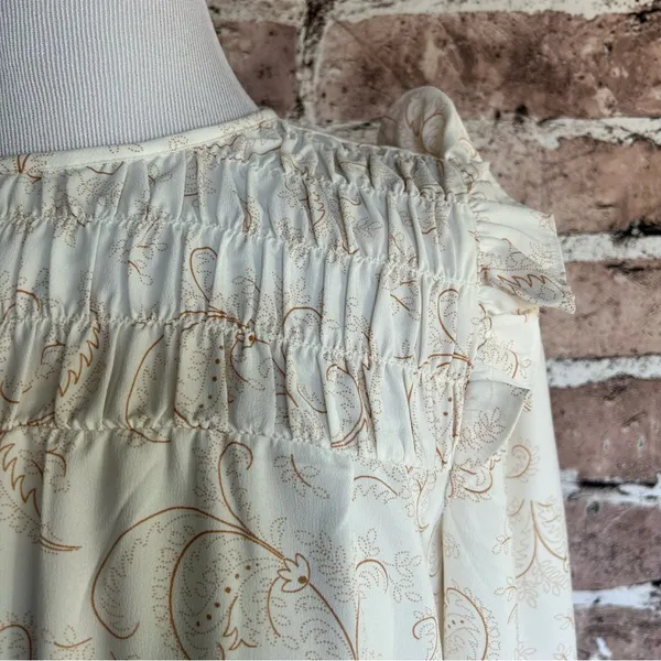 LOFT Ivory Paisley Ruffle Shoulder Top Sz XS NWT - Image 9