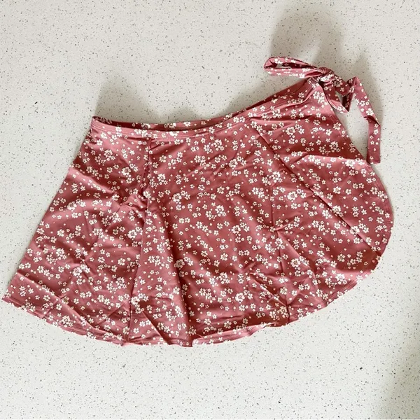 Andie Swim Sarong Bottom Side Tie Skirt Coverup Ditsy Floral‎ Rose Pink Size S - Image 4