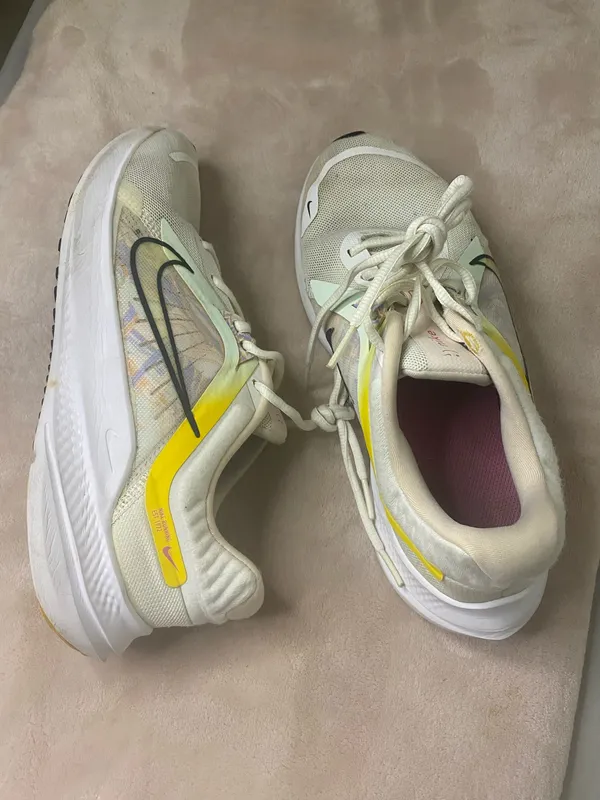 Women's Nike Quest 5 Premium Womens Shoes Size 8.5 - Image 5