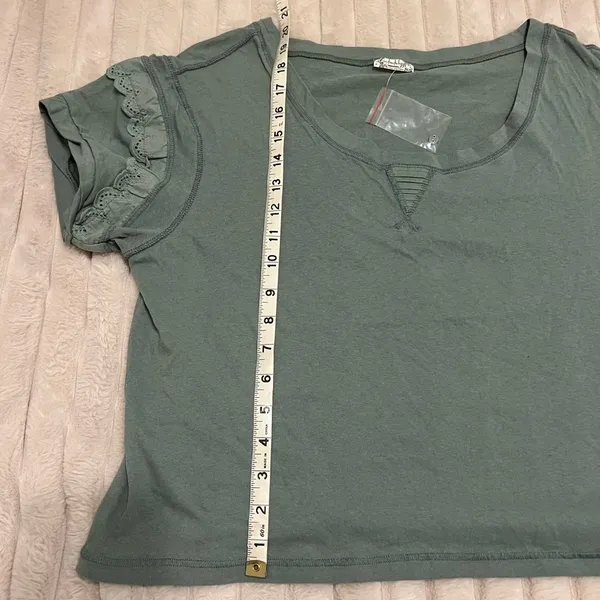 Free people crop tee - Image 5