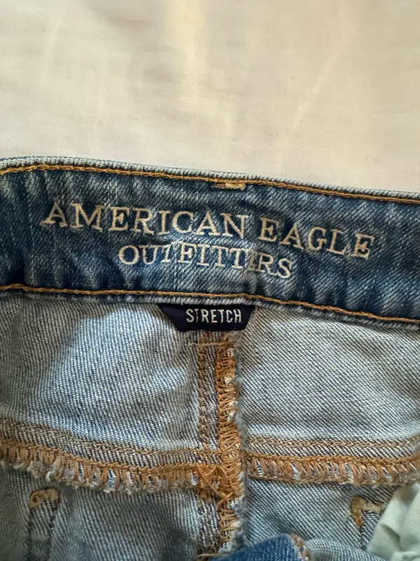American Eagle Shorts Outfitters - Image 5