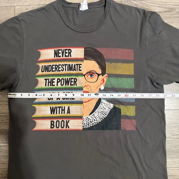100% Cotton RBG Never Underestimate A Girl With A Book Graphic Tee Gray‎ L - Image 5