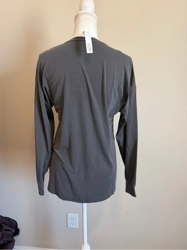 NWT Lululemon EasySet Relaxed Long-Sleeve Shirt dilute Wash graphite gray size 8 - Image 10