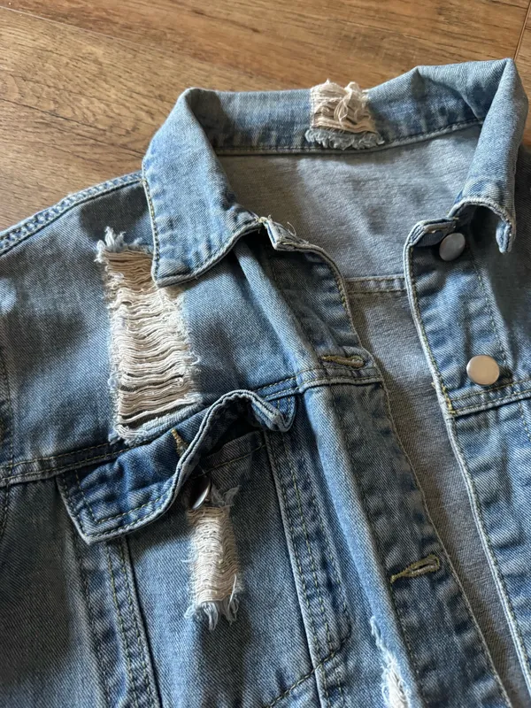 Old Navy Ripped denim jacket - Image 2