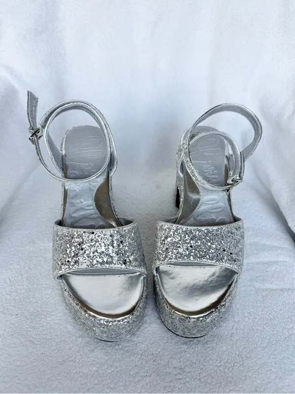 Olivia Miller Women's Silver Glitter Capricorn Platform Heels Size 9 - Image 6