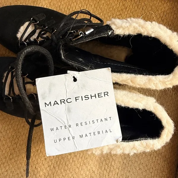 Marc Fisher Black Leather Boots with Sherpa Trim nwt - Image 3