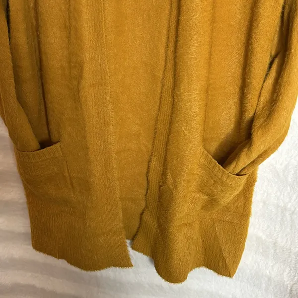 89th Madison Long Open Front Cardigan Sweater w front pockets Size L. Mustard - Image 4