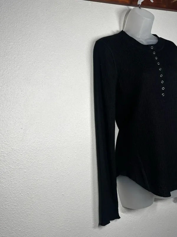Black Long-Sleeve Waffle Henley Top - Women's Large - Image 5