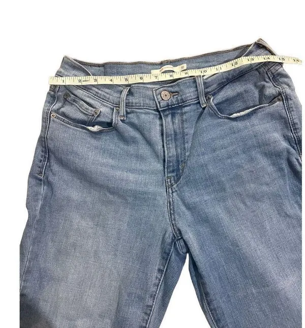Levi’s womens mid rise 505 straight jeans size 10 - Image 5