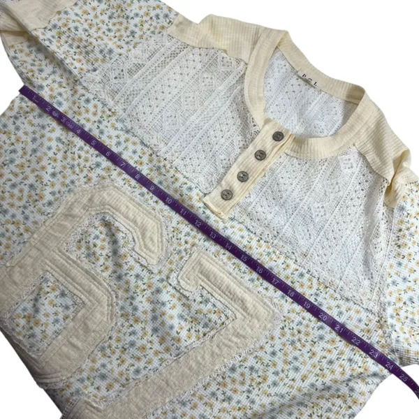 POL Number Floral Crochet Button Detail Half Sleeve Top - Image 8