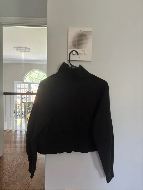 Black Lululemon Scuba (No Hood) Size XS - Image 2
