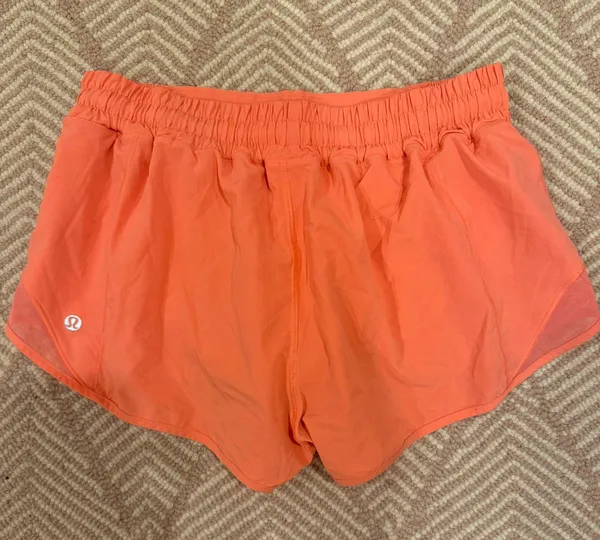 Lululemon Hotty Hot Short 2.5” - Image 2