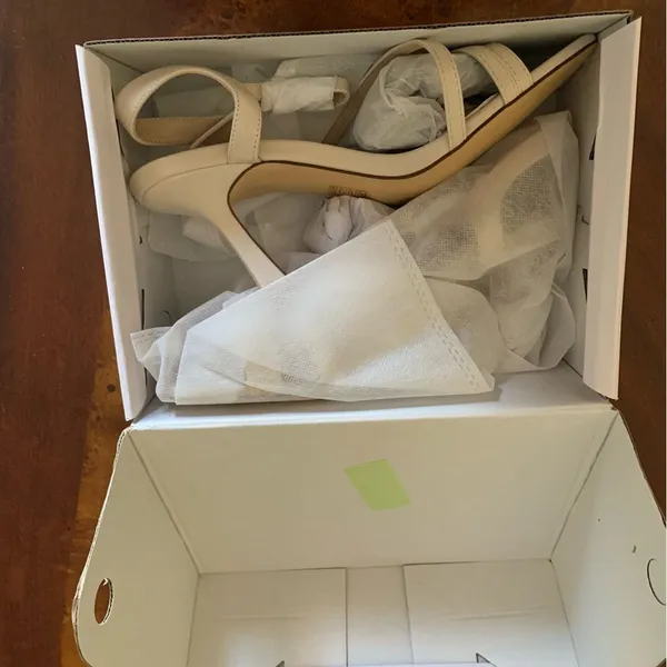 Sandals Size 8 - Image 4