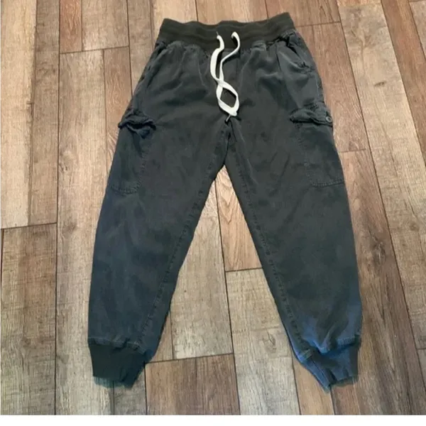 Aerie Charcoal Grey Cargo Jogger Pants | Size Large - Image 11