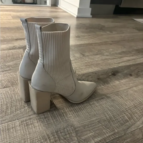 Steve Madden boots - Image 3