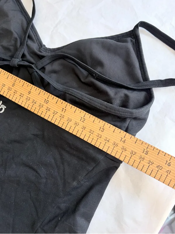 ALO Yoga Black Logo Tee with White Print - Image 6