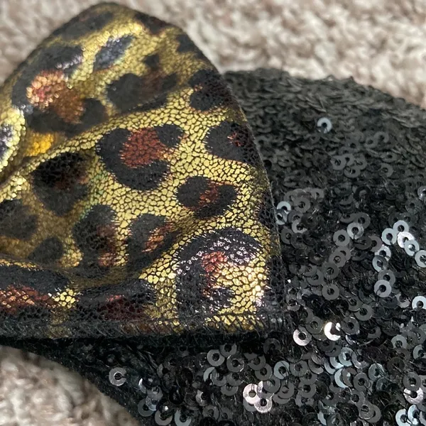 DISNEY black leopard bow Minnie ears headband - Image 4