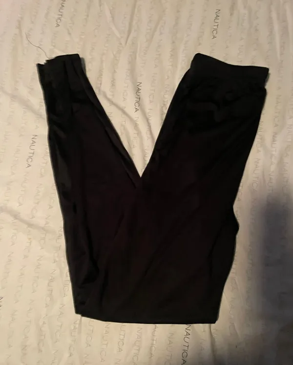 Women Size Medium Satin Leggings - Image 3