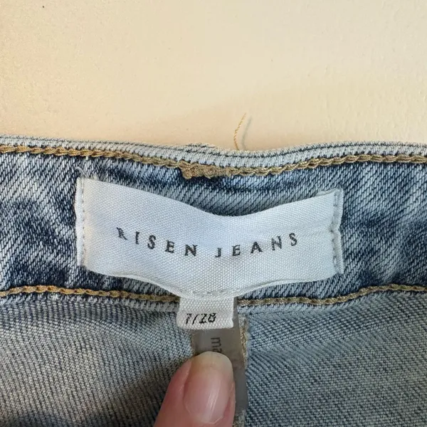 Risen High Rise Distresed Crop Straight‎ Denim Jeans Light Wash Size 7/28 0437 - Image 9