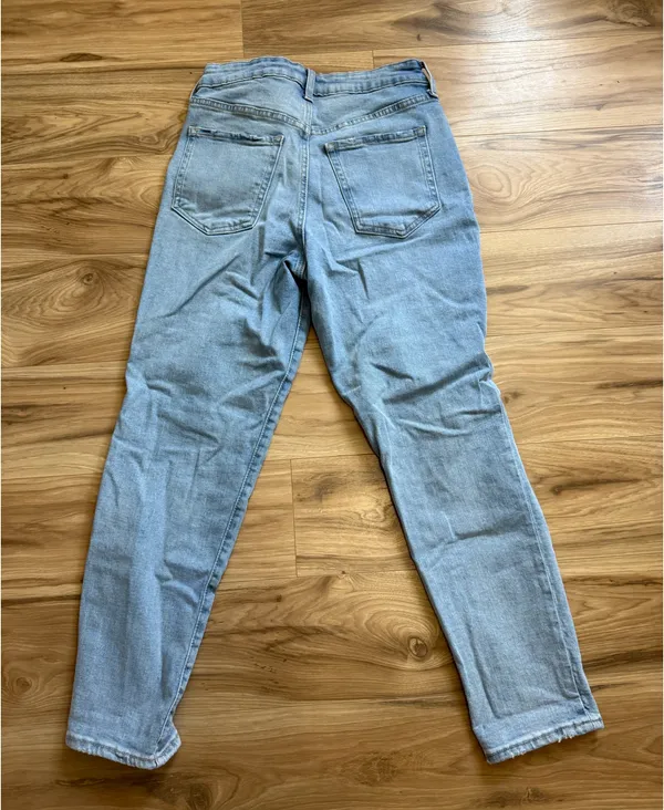 Old Navy Jeans - Image 4